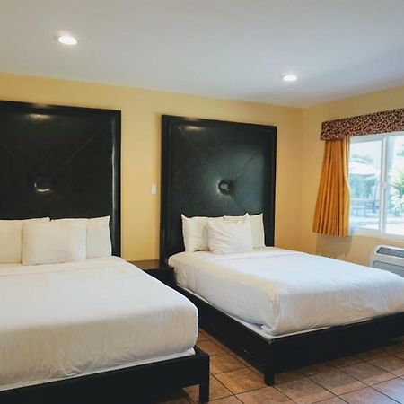 לוס אנג'לס Casa Bella Inn Downtown La מראה חיצוני תמונה
