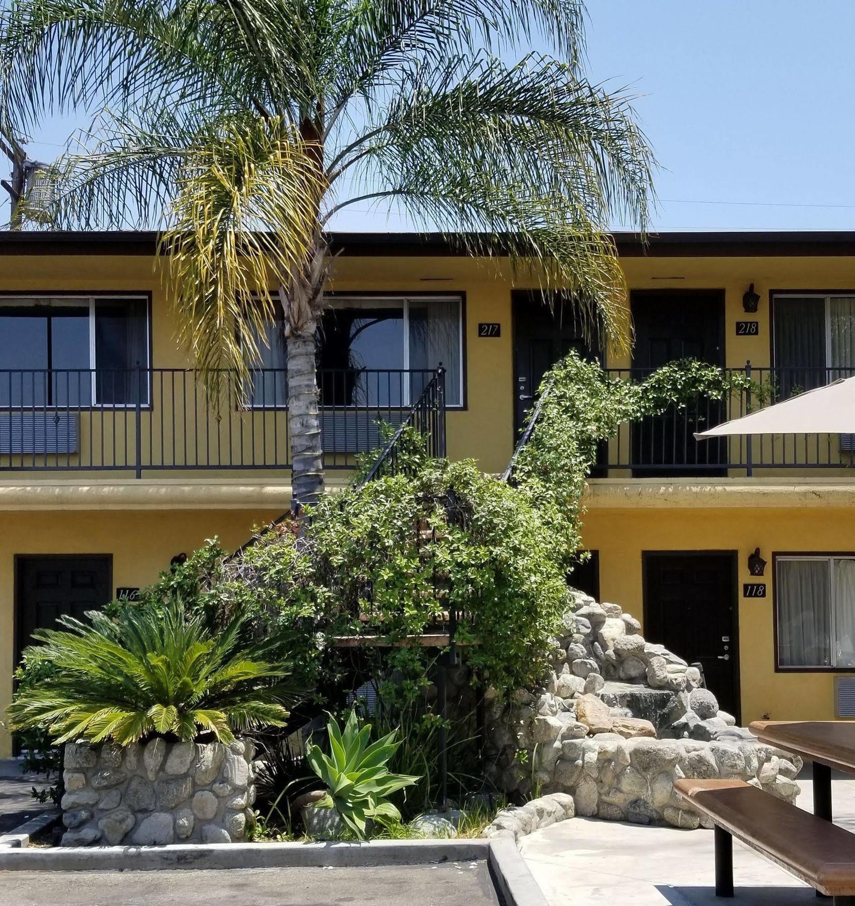 לוס אנג'לס Casa Bella Inn Downtown La מראה חיצוני תמונה