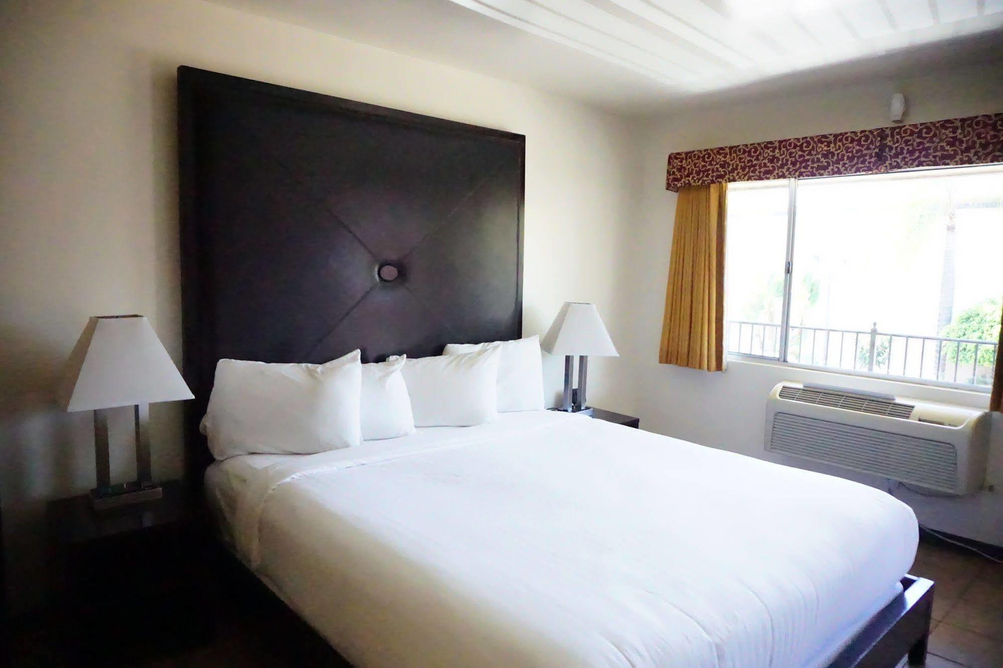 לוס אנג'לס Casa Bella Inn Downtown La מראה חיצוני תמונה