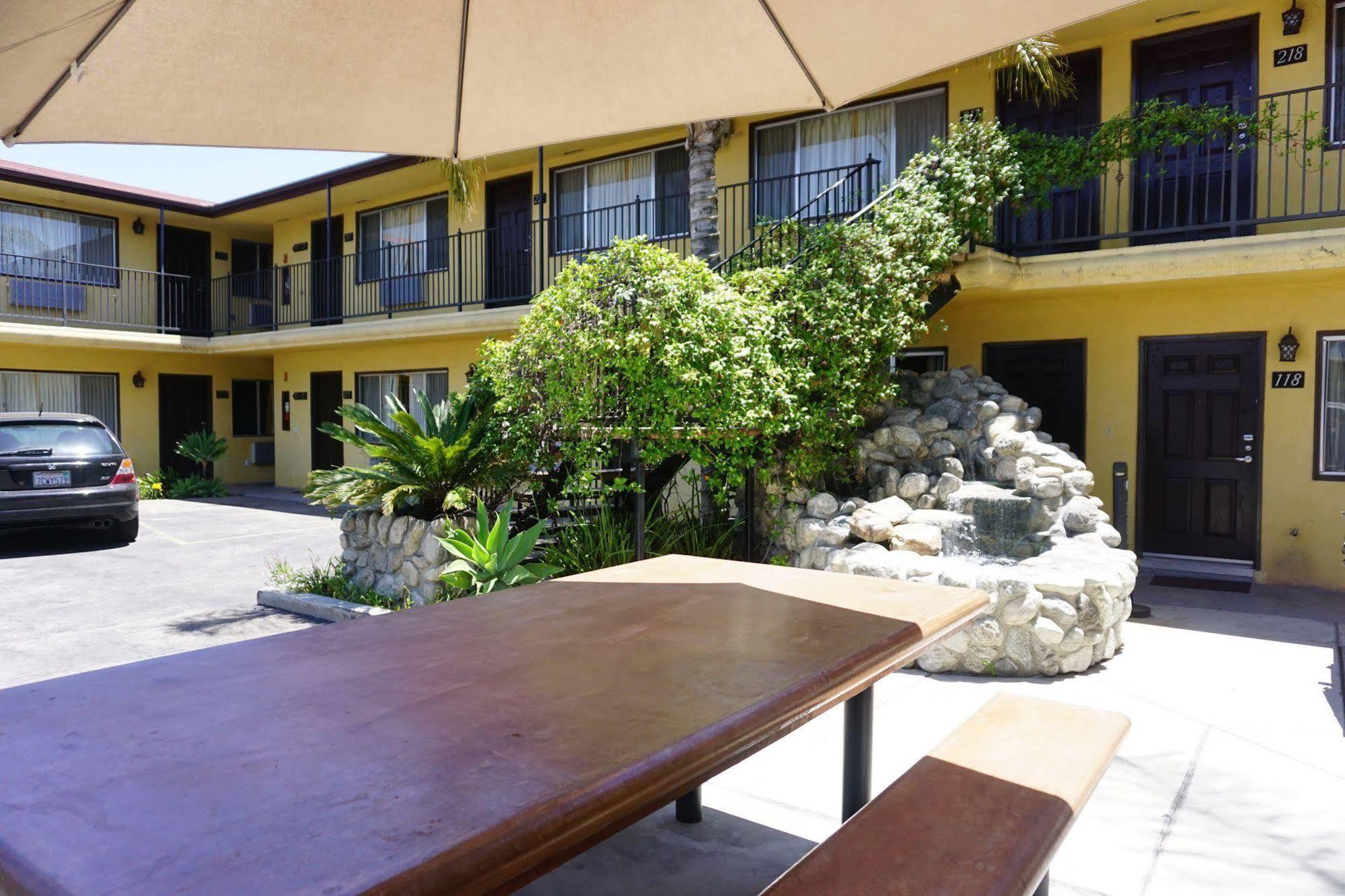 לוס אנג'לס Casa Bella Inn Downtown La מראה חיצוני תמונה