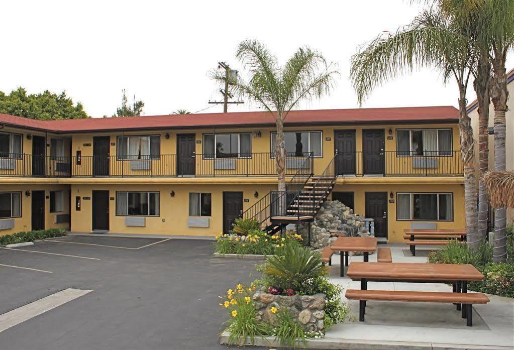 לוס אנג'לס Casa Bella Inn Downtown La מראה חיצוני תמונה