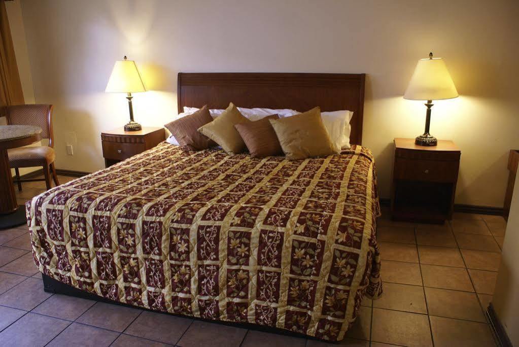 לוס אנג'לס Casa Bella Inn Downtown La מראה חיצוני תמונה