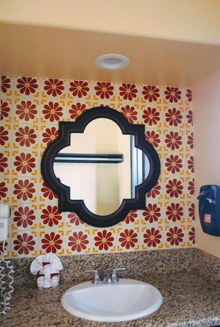 לוס אנג'לס Casa Bella Inn Downtown La מראה חיצוני תמונה